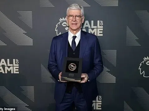 Arsene Wenger ủng hộ Arsenal thách thức Premier League mùa tới