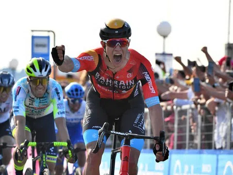 Jonathan Milan lập công cho Bahrain Victorious ở giải Xe đạp Giro d’Italia 2023