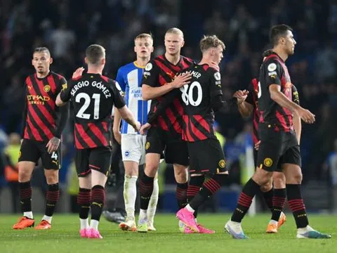 Brighton - Man City > 1-1: Man "xanh" đứt chuỗi thắng, Brighton chính thức dự Europa League