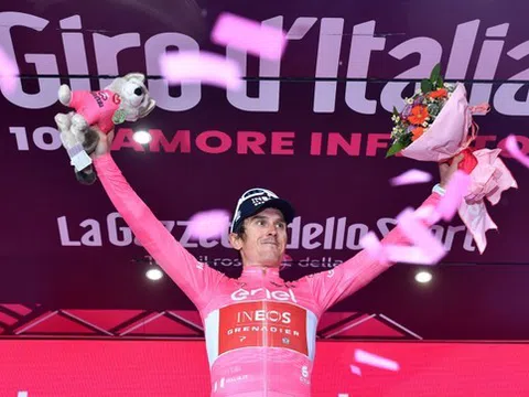 Geraint Thomas đòi lại Áo hồng Giro d’Italia