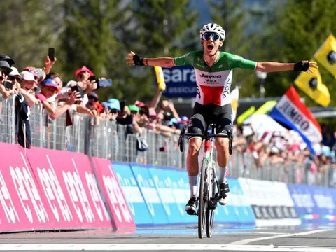 Filippo Zana chiến thắng chặng đua nhiều gây cấn của Giro d'Italia 2023