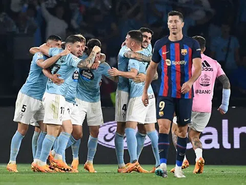 Celta Vigo - Barcelona > 2-1: Kết thúc như mơ