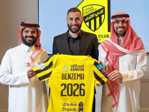 Benzema gia nhập Al Ittihad