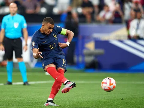 Vòng loại EURO 2024: Pháp thắng nhọc, Mbappe đi vào lịch sử