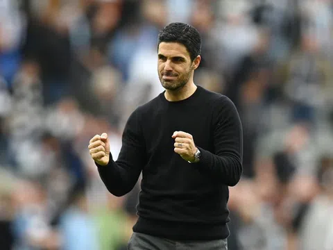 Huấn luyện viên Arteta cam kết với Arsenal