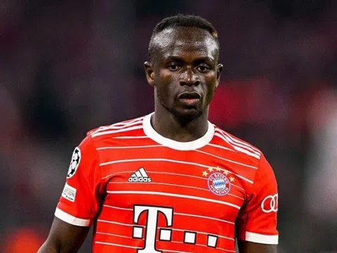 Bayern Munich bán lỗ Sadio Mane