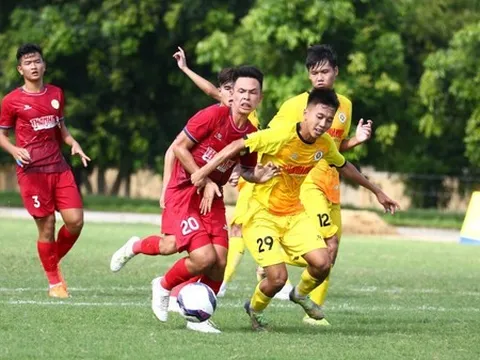 Đương kim vô địch U21 Hà Nội ra quân suôn sẻ