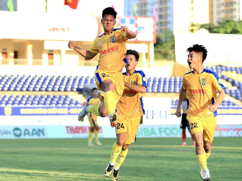 Thanh Hóa lách qua khe cửa hẹp vào tứ kết giải Bóng đá U21 Quốc gia 2023