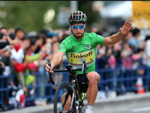 Peter Sagan giã từ đường đua xe đạp đường trường ở Tour de Vendee