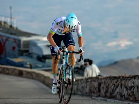 Alexey Lutsenko vươn lên dẫn đầu Bảng tổng sắp Tour of Turkey 2023