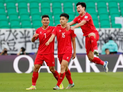 Xé lưới Nhật Bản, Đình Bắc đi vào lịch sử đội tuyển Việt Nam
