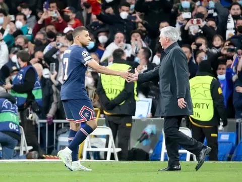 Ancelotti nói gì trước tin đồn Mbappe đồng ý về Real Madrid?