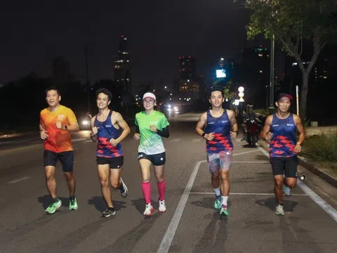 Hơn 11 nghìn người tham gia giải Chạy đêm VPBank VnExpress Marathon Ho Chi Minh City Midnight 2024