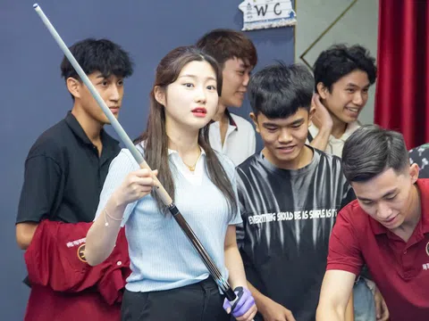 "Hot girl" Billiards Hàn Quốc thi đấu giao hữu tại câu lạc bộ Phúc Thịnh gây “sốt”