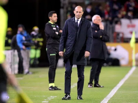 Juventus chính thức sa thải Allegri