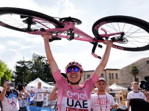 Tadej Pogacar muốn kết thúc Giro d’Italia 2024 với sự hưng phấn cao nhất