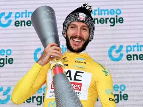 Adam Yates thâu tóm danh hiệu của Tour de Suisse 2024