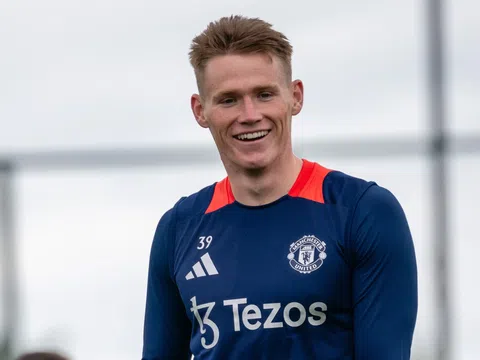 Napoli quyết tâm chiêu mộ Scott McTominay