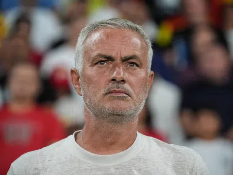 Đội bóng của huấn luyện viên Jose Mourinho sảy chân 2 trận liền