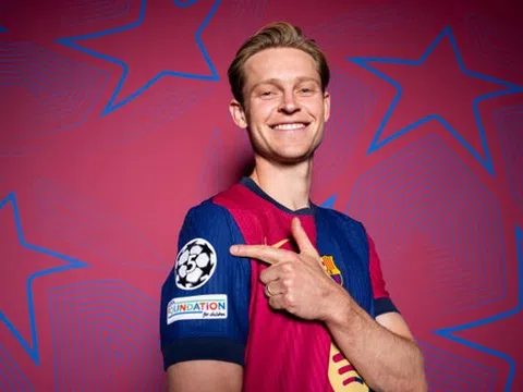 Hansi Flick phấn khích với sự trở lại của Frenkie De Jong