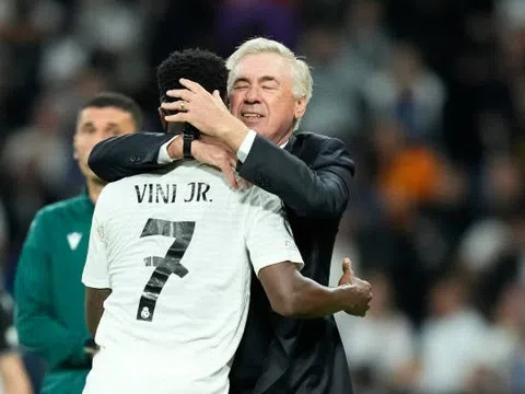 Ông Ancelotti khẳng định Vinicius sẽ giành Quả bóng Vàng