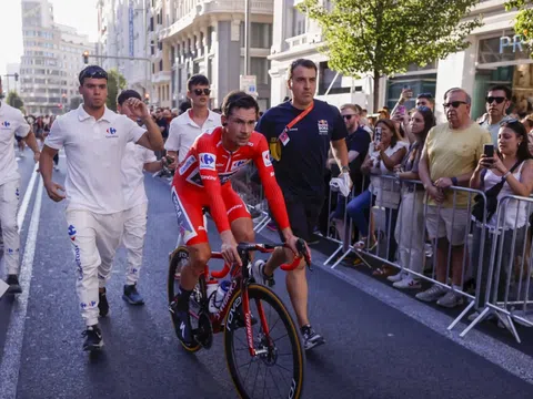 Vẫn chưa xác định nguyên nhân Primoz Roglic ngộ độc ở Vuelta a Espana