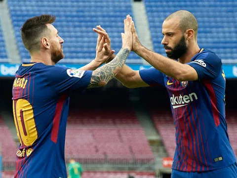 Mascherano làm thầy của Messi