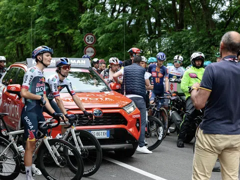 Tai nạn khiến chặng 6 Giro d’Italia 2025 không tính thành tích