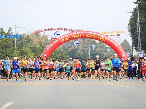Gần 28 tỉ đồng từ giải chạy “Chung tay xóa nhà tạm, nhà dột nát” tại Bình Dương