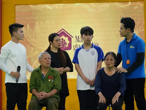 Cầu thủ Nguyễn Quang Hải tham gia chương trình "Mái ấm gia đình Việt" tại Bắc Giang