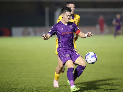 Tiến Linh mất danh hiệu Vua phá lưới V.League 2024-2025 vì bàn thắng bị tính phản lưới nhà