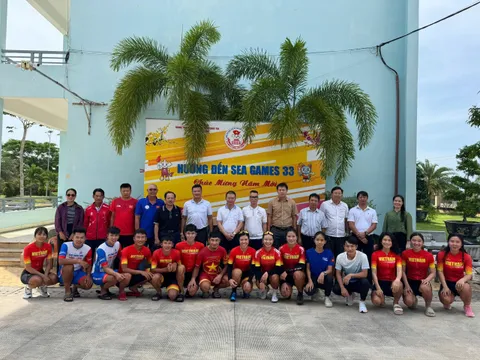 Phó Cục trưởng Cục Thể dục thể thao Việt Nam thăm và làm việc tại Trung tâm Huấn luyện Thể thao Quốc gia cơ sở 2 Mũi Né