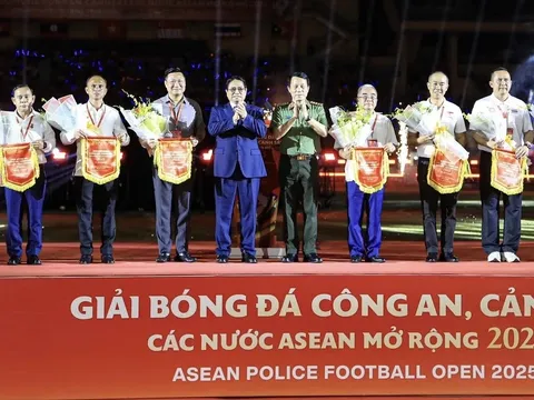 Thủ tướng Phạm Minh Chính dự Lễ khai mạc Giải Bóng đá Công an - Cảnh sát các nước ASEAN mở rộng 2025
