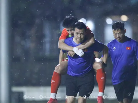 Thanh Nhàn chấn thương phút chót, U23 Việt Nam triệu tập Văn Thuận