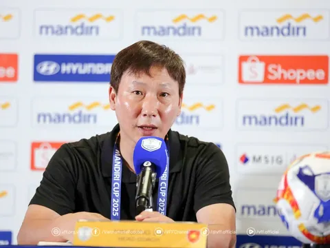 Huấn luyện viên Kim Sang-sik tuyên bố sẽ vô địch U23 Đông Nam Á