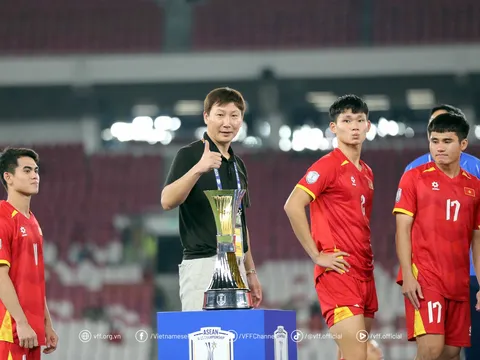 Huấn luyện viên Kim Sang-sik tự hào về tinh thần chiến đấu của U23 Việt Nam