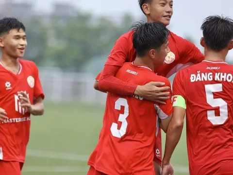 Lượt trận thứ hai Vòng loại Giải Bóng đá vô địch U17 quốc gia 2025: Căng thẳng và bất ngờ tại bảng B và bảng C