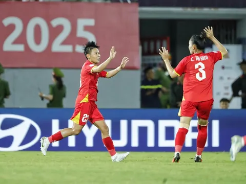 Bích Thùy góp mặt trong đội hình tiêu biểu AFF Women’s Cup 2025