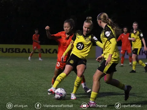 U17 nữ Việt Nam giao lưu cùng huyền thoại Dortmund và thắng đậm trong trận thử nghiệm tại Đức