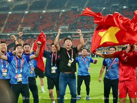 Đội tuyển Việt Nam bổ sung trợ lý Hàn Quốc Choi Soo Seong, củng cố Ban huấn luyện trước loạt mục tiêu lớn