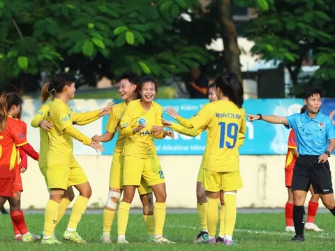 Hà Nội thắng đậm, tiếp tục bám đuổi ngôi đầu Giải Bóng đá nữ vô địch quốc gia 2025