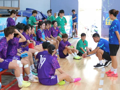 Đội tuyển futsal nữ Việt Nam quyết tâm đổi màu huy chương SEA Games 33