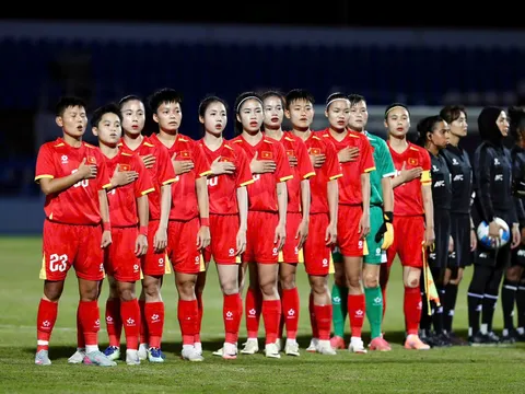 SEA Games 33: Kim Thanh chấn thương, Khổng Thị Hằng tiếp tục trấn giữ khung gỗ trước Philippines