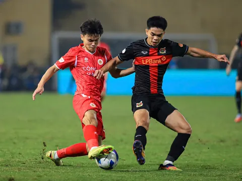 Công an Hà Nội lên ngôi đầu, Xuân Sơn hỏng penalty, Hoàng Anh Gia Lai thoát hiểm