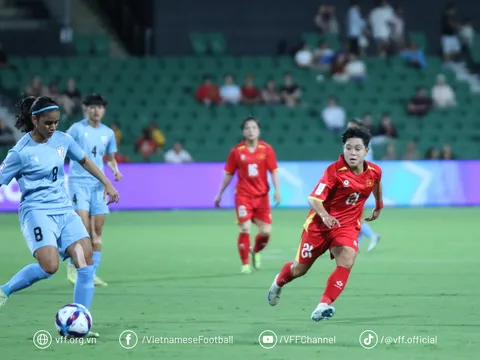 Huấn luyện viên Mai Đức Chung khen ngợi tinh thần thép của tuyển nữ Việt Nam