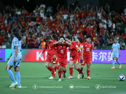 Vòng chung kết Giải Bóng đá nữ vô địch châu Á 2026: Ngân Thị Vạn Sự bùng nổ, tuyển Việt Nam thắng Ấn Độ