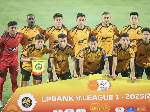 FIFA gỡ án cấm sát giờ G, Thanh Hóa kịp đăng ký 7 tân binh