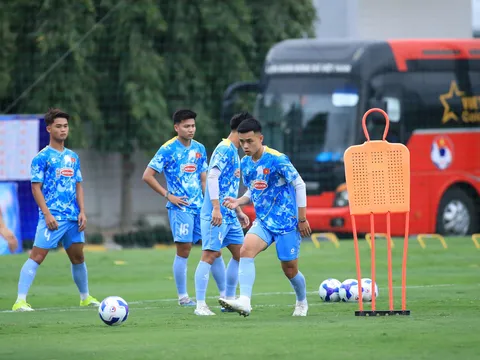 U23 Việt Nam dần hòa nhập, Lê Nguyên Hoàng đánh giá cao Antonio Moric trước thềm CFA Team China