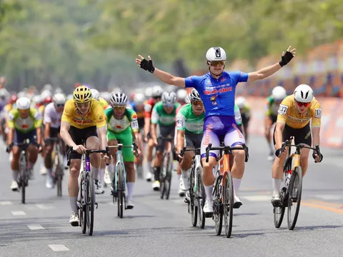 Vĩnh Long đoạt cú rút ấn tượng tại chặng 8 Cuộc đua Xe đạp Cúp Truyền hình TP.HCM