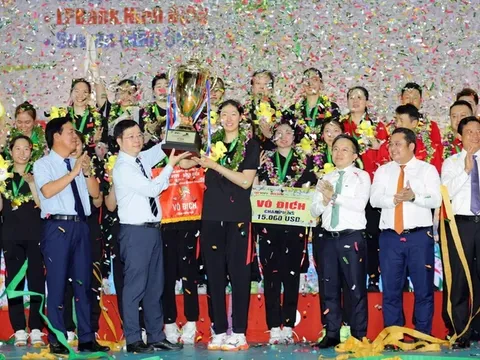 Câu lạc bộ Giang Tô lần thứ ba đăng quang Cúp Bóng chuyền VTV9 - Bình Điền
